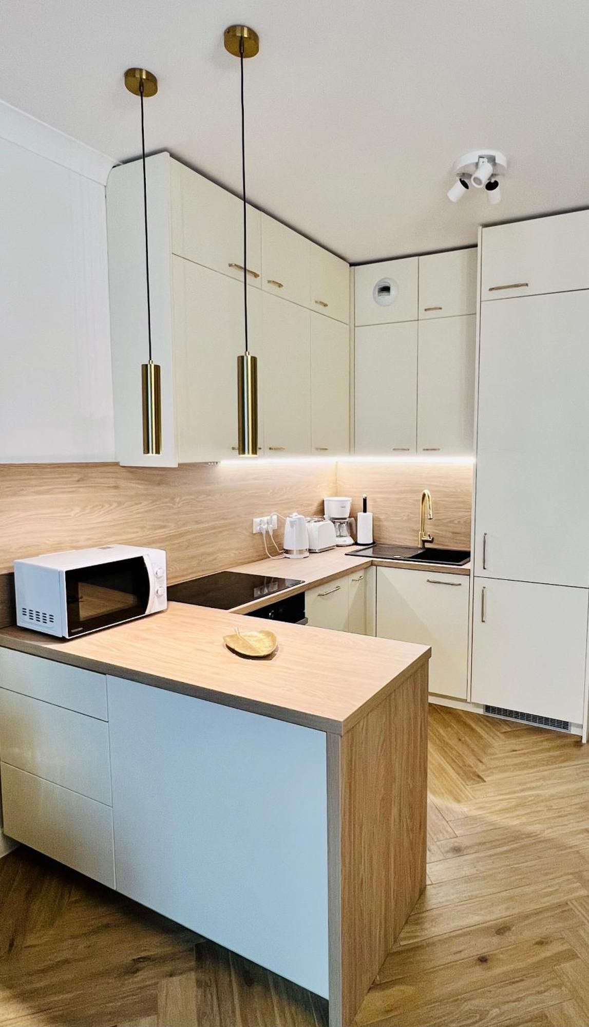 Atrium - Old Town Luxury Apartments - By Upstairs Krakow Ngoại thất bức ảnh